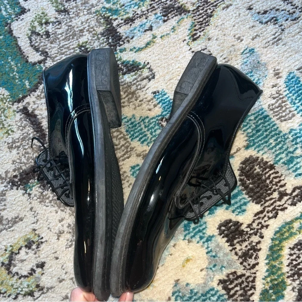 Men’s black Vibram Oxford dress shoes